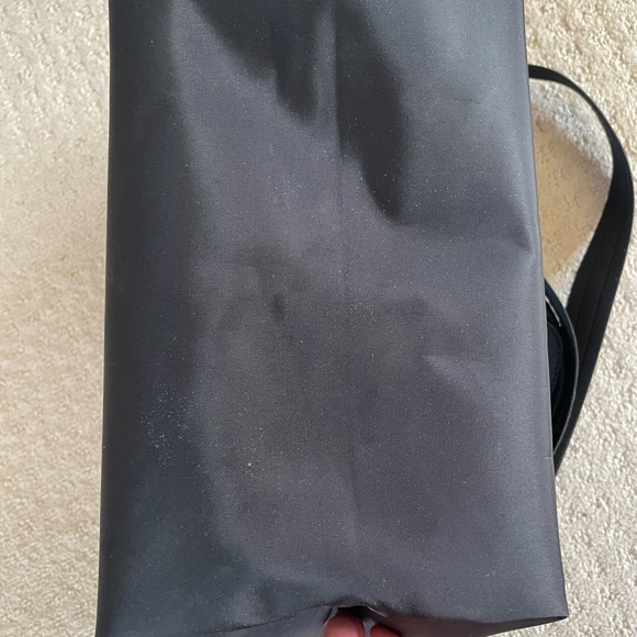 Longchamp Le Pliage Black Nylon Hummingbird tote with cross strap - Picture 3 of 10